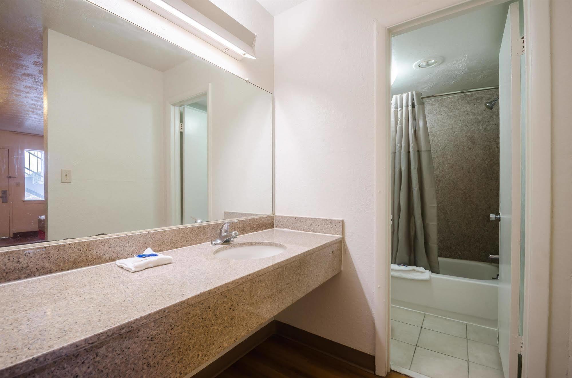Motel 6-Commerce, Ga Екстер'єр фото