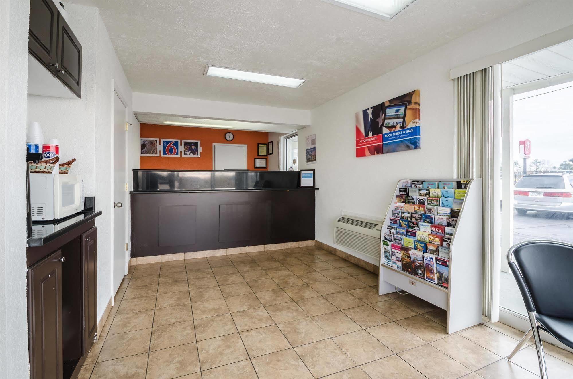 Motel 6-Commerce, Ga Екстер'єр фото