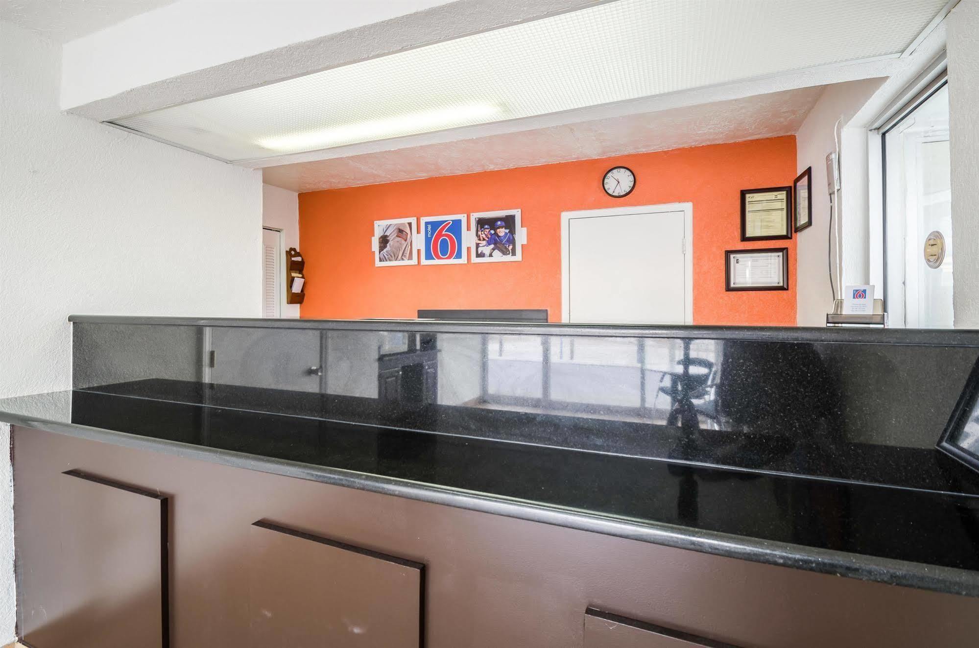 Motel 6-Commerce, Ga Екстер'єр фото