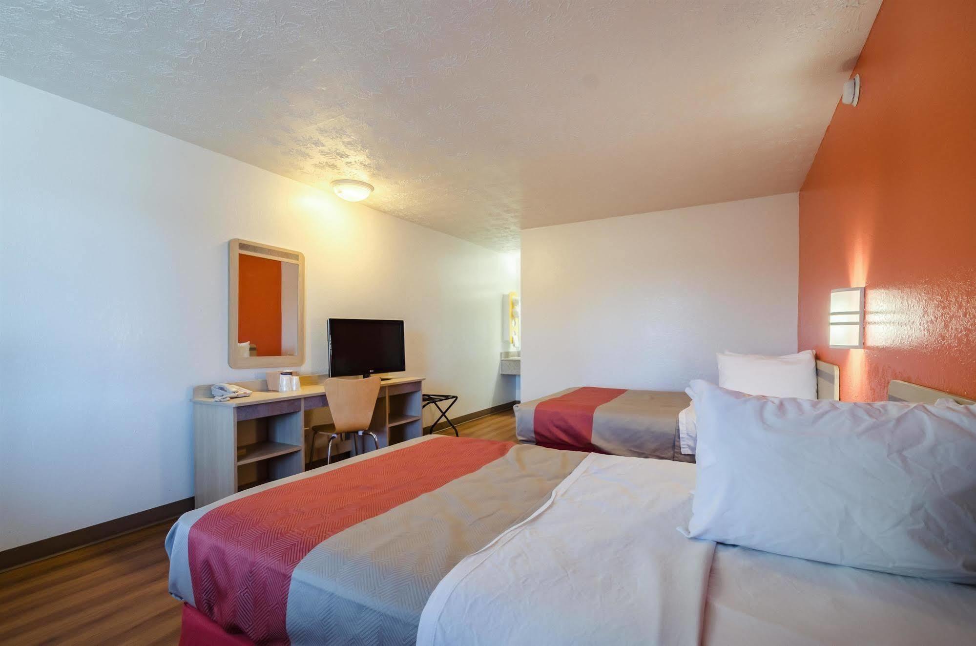 Motel 6-Commerce, Ga Екстер'єр фото